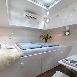 Houseboat Volle Maan Oda ve Kahvaltı