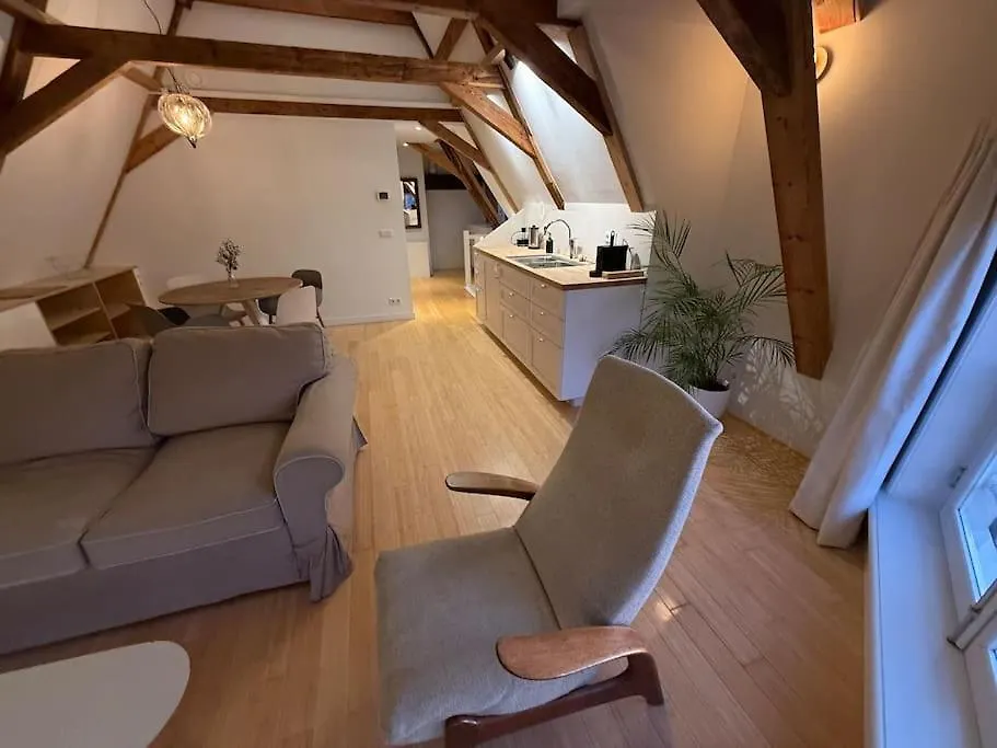 Nieuwmarkt Loft Apartment Amsterdam