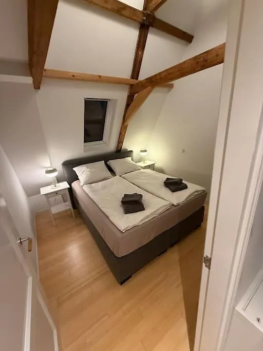 Nieuwmarkt Loft Apartment Amsterdam